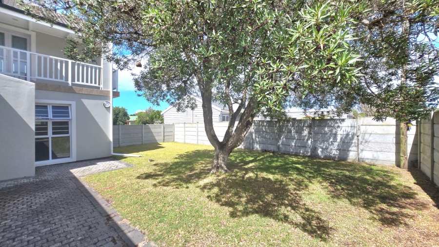 3 Bedroom Property for Sale in Franskraal Western Cape